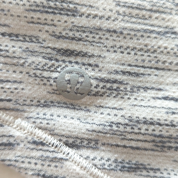 Lululemon Moment To Movement 2 In 1 Tank With Built In Bra - Picture 2 of 6